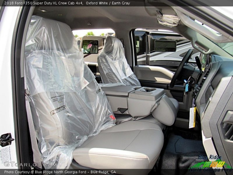 Oxford White / Earth Gray 2018 Ford F350 Super Duty XL Crew Cab 4x4