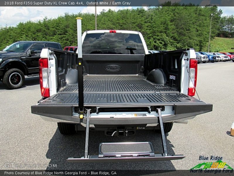 Oxford White / Earth Gray 2018 Ford F350 Super Duty XL Crew Cab 4x4