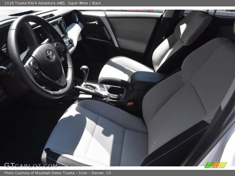 Super White / Black 2018 Toyota RAV4 Adventure AWD