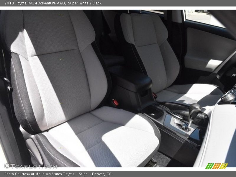 Super White / Black 2018 Toyota RAV4 Adventure AWD
