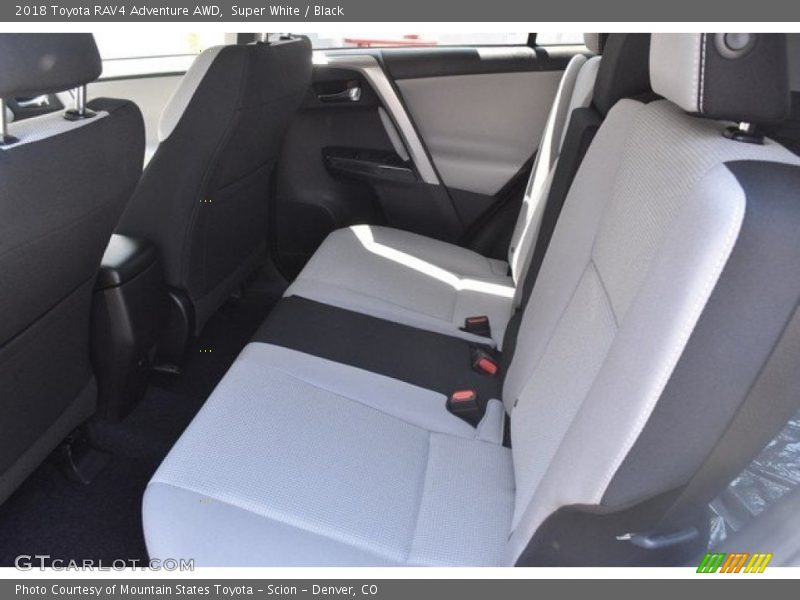 Super White / Black 2018 Toyota RAV4 Adventure AWD