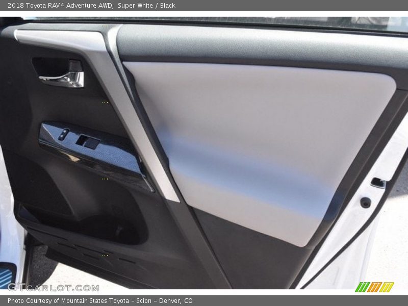 Super White / Black 2018 Toyota RAV4 Adventure AWD