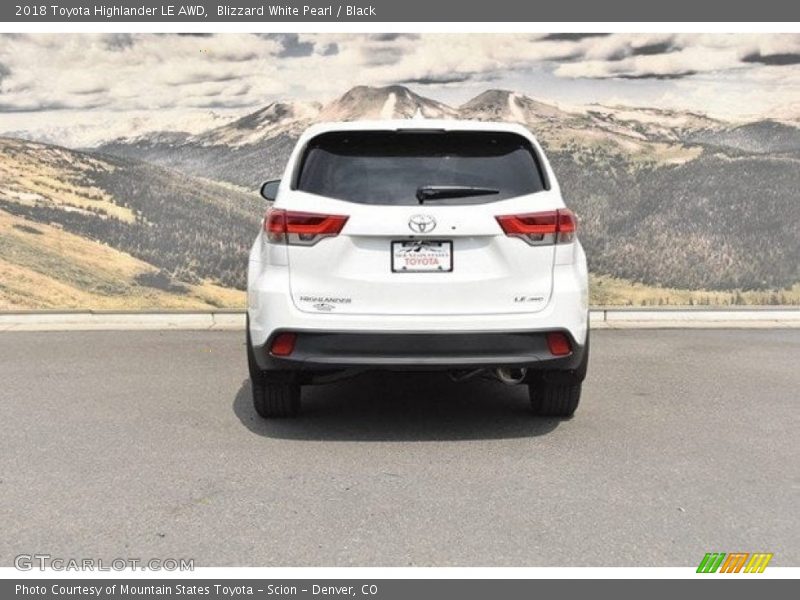 Blizzard White Pearl / Black 2018 Toyota Highlander LE AWD