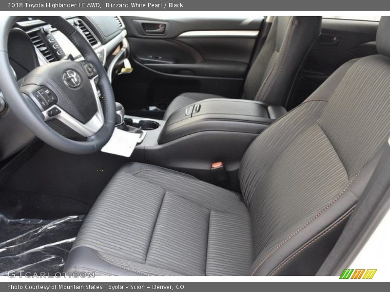 Blizzard White Pearl / Black 2018 Toyota Highlander LE AWD