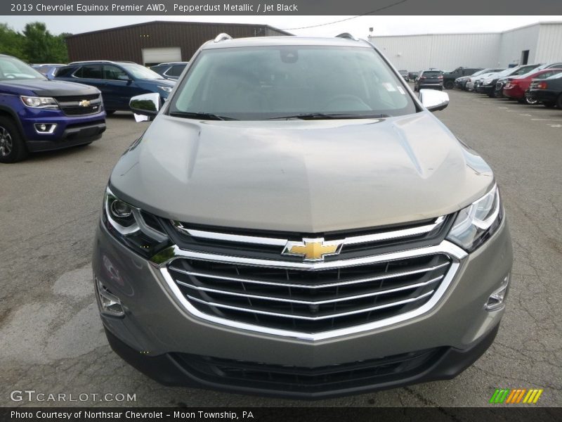 Pepperdust Metallic / Jet Black 2019 Chevrolet Equinox Premier AWD