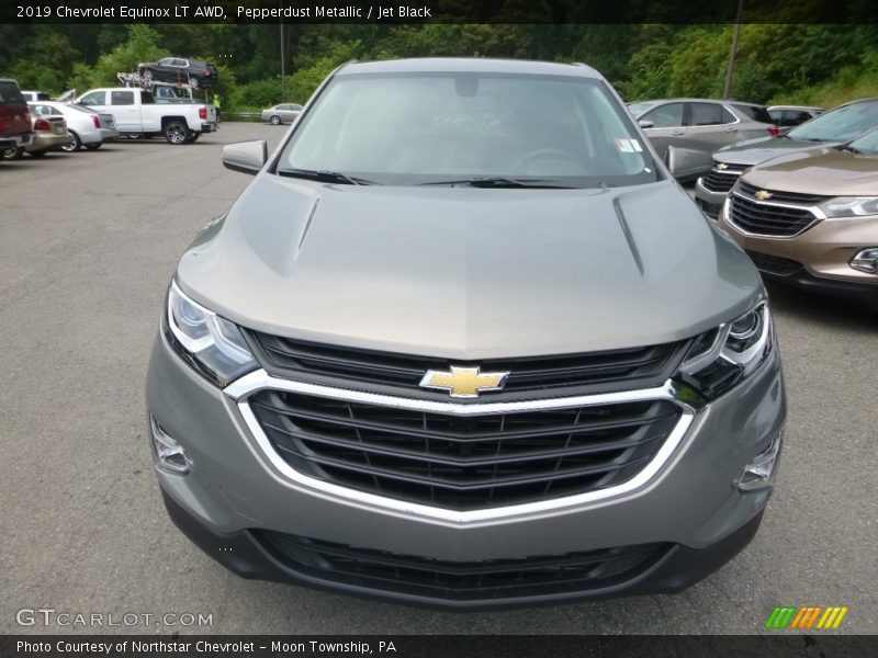 Pepperdust Metallic / Jet Black 2019 Chevrolet Equinox LT AWD