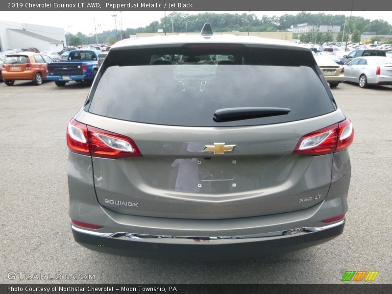 Pepperdust Metallic / Jet Black 2019 Chevrolet Equinox LT AWD