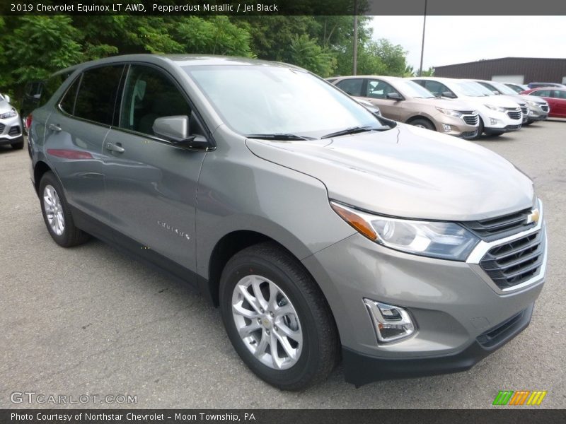 Pepperdust Metallic / Jet Black 2019 Chevrolet Equinox LT AWD