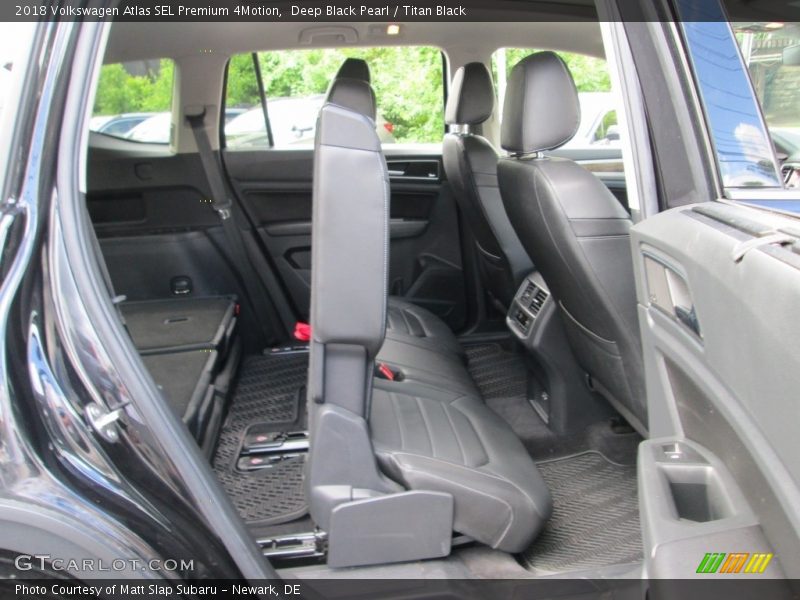 Rear Seat of 2018 Atlas SEL Premium 4Motion