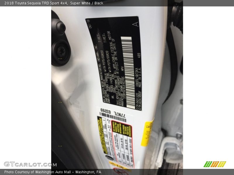 Super White / Black 2018 Toyota Sequoia TRD Sport 4x4