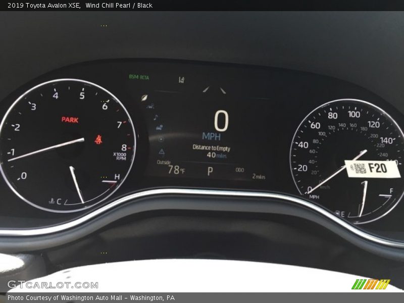 Wind Chill Pearl / Black 2019 Toyota Avalon XSE