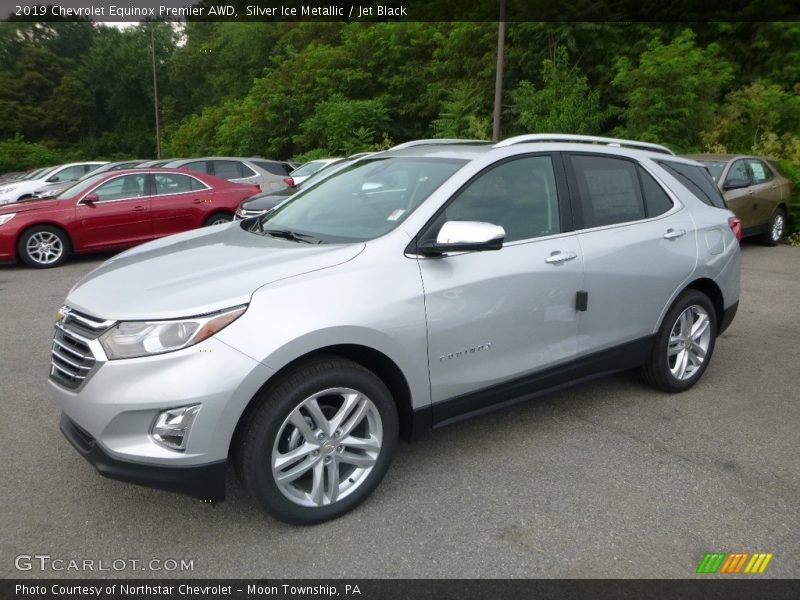 Front 3/4 View of 2019 Equinox Premier AWD