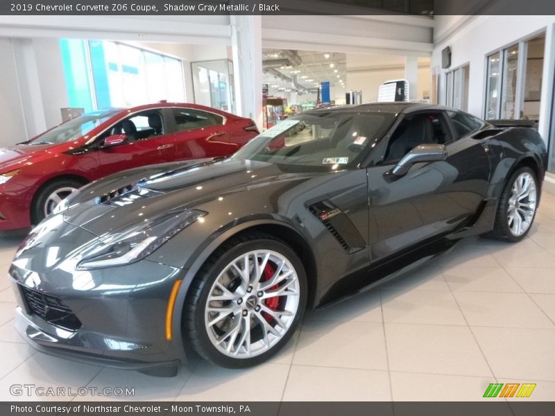 Front 3/4 View of 2019 Corvette Z06 Coupe