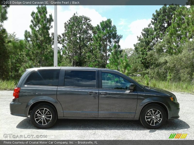 Granite Pearl / Black 2018 Dodge Grand Caravan SE