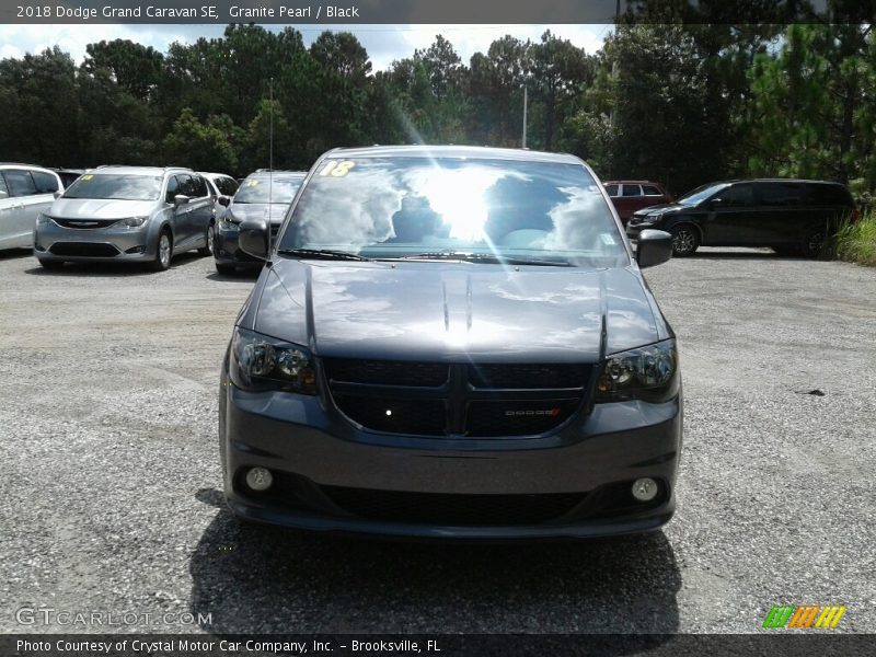 Granite Pearl / Black 2018 Dodge Grand Caravan SE