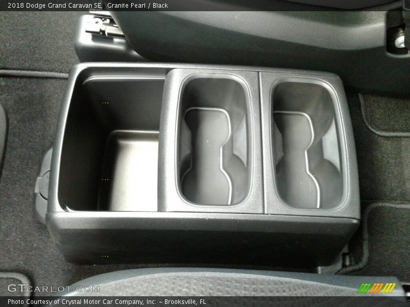 Granite Pearl / Black 2018 Dodge Grand Caravan SE