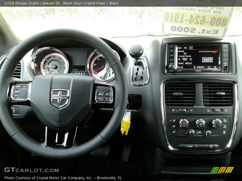 Black Onyx Crystal Pearl / Black 2018 Dodge Grand Caravan SE
