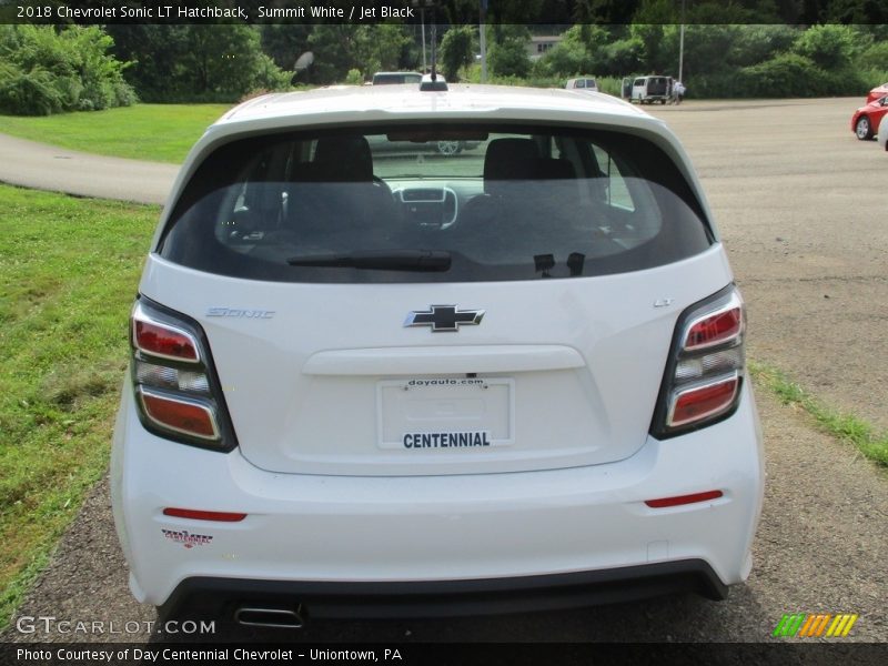 Summit White / Jet Black 2018 Chevrolet Sonic LT Hatchback
