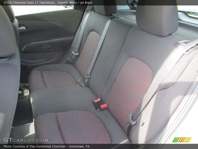 Summit White / Jet Black 2018 Chevrolet Sonic LT Hatchback