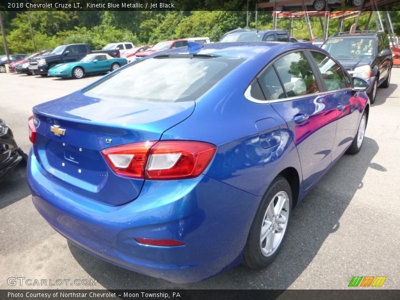Kinetic Blue Metallic / Jet Black 2018 Chevrolet Cruze LT