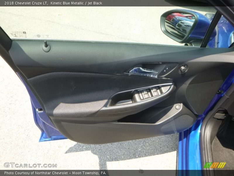 Kinetic Blue Metallic / Jet Black 2018 Chevrolet Cruze LT