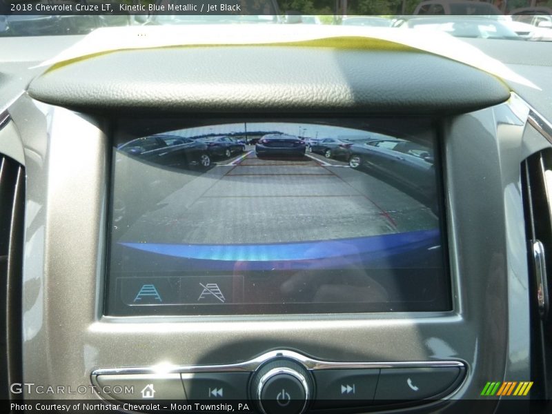 Kinetic Blue Metallic / Jet Black 2018 Chevrolet Cruze LT