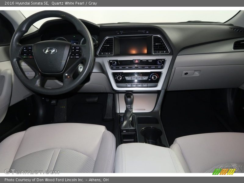 Quartz White Pearl / Gray 2016 Hyundai Sonata SE