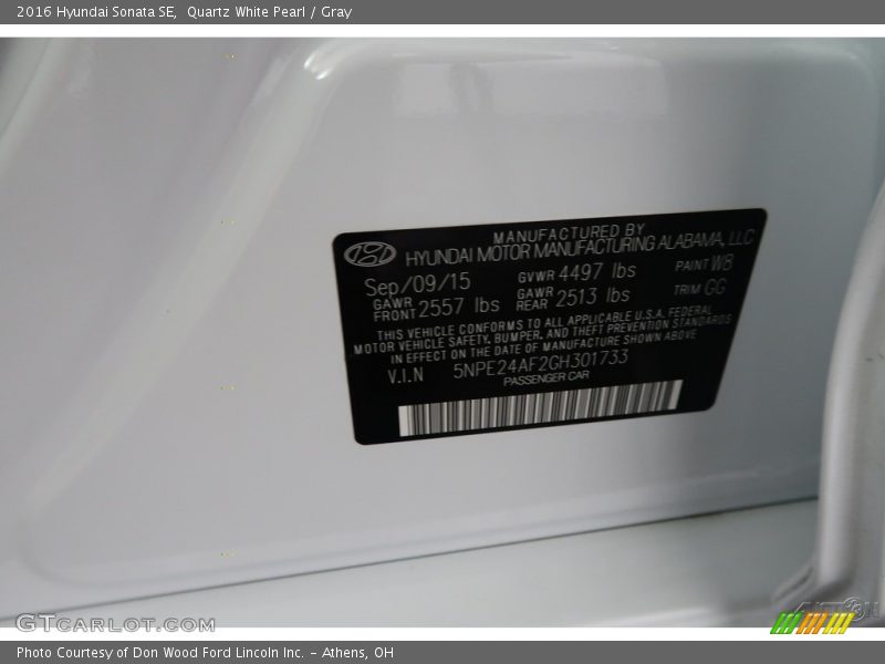 Quartz White Pearl / Gray 2016 Hyundai Sonata SE