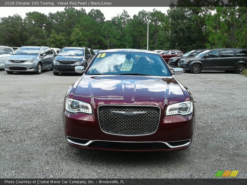 Velvet Red Pearl / Black/Linen 2018 Chrysler 300 Touring