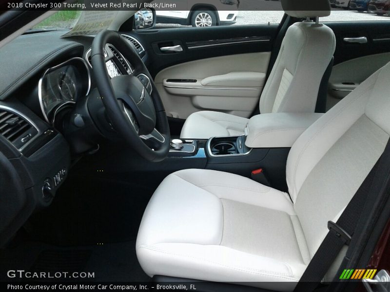 Velvet Red Pearl / Black/Linen 2018 Chrysler 300 Touring
