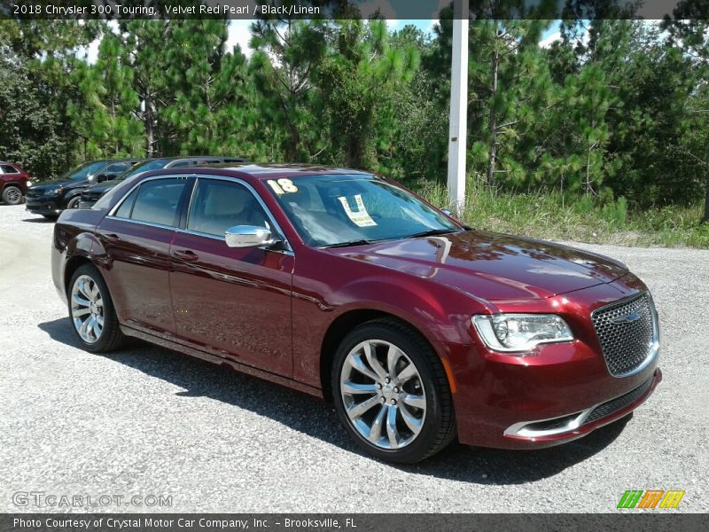 Velvet Red Pearl / Black/Linen 2018 Chrysler 300 Touring