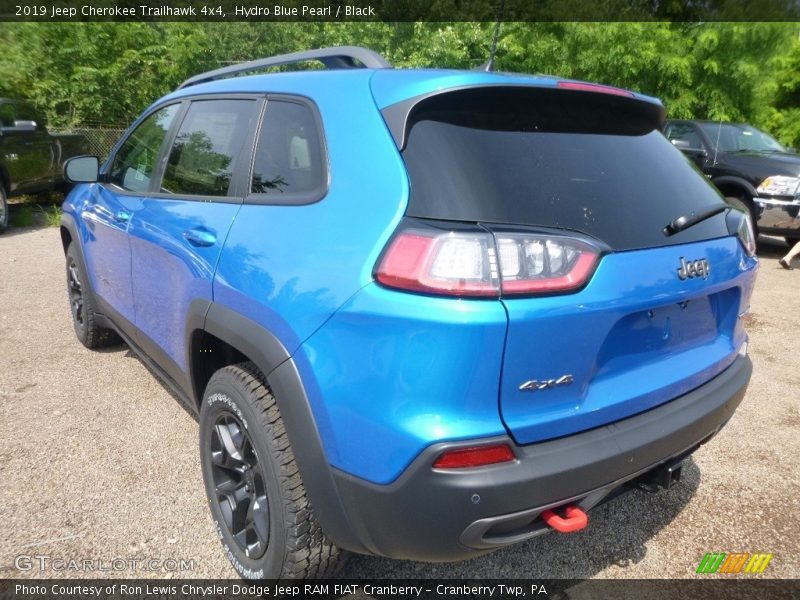 Hydro Blue Pearl / Black 2019 Jeep Cherokee Trailhawk 4x4