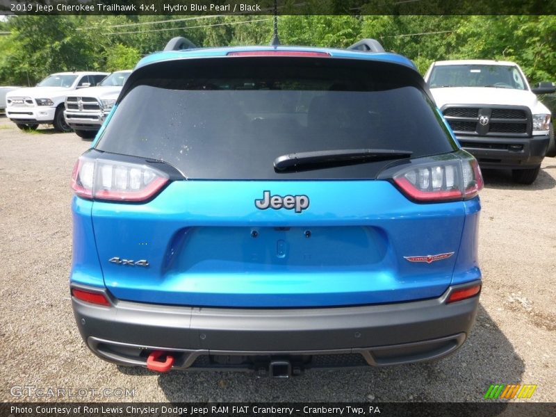 Hydro Blue Pearl / Black 2019 Jeep Cherokee Trailhawk 4x4