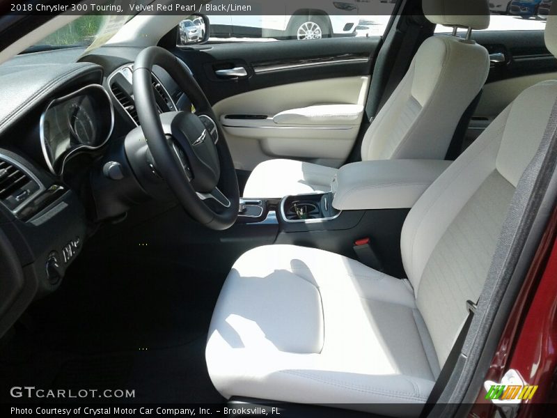 Velvet Red Pearl / Black/Linen 2018 Chrysler 300 Touring