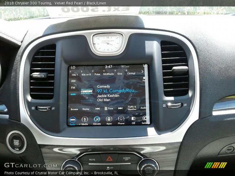 Velvet Red Pearl / Black/Linen 2018 Chrysler 300 Touring