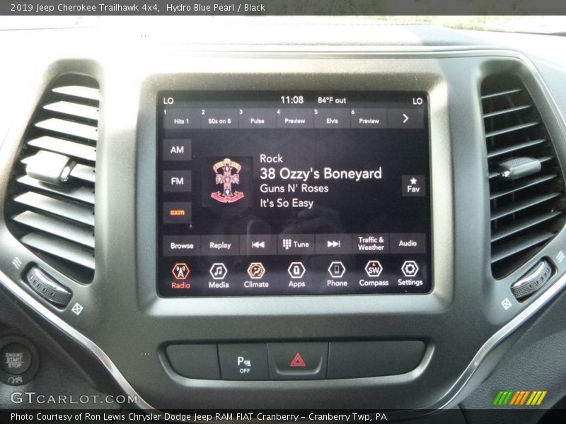 Hydro Blue Pearl / Black 2019 Jeep Cherokee Trailhawk 4x4