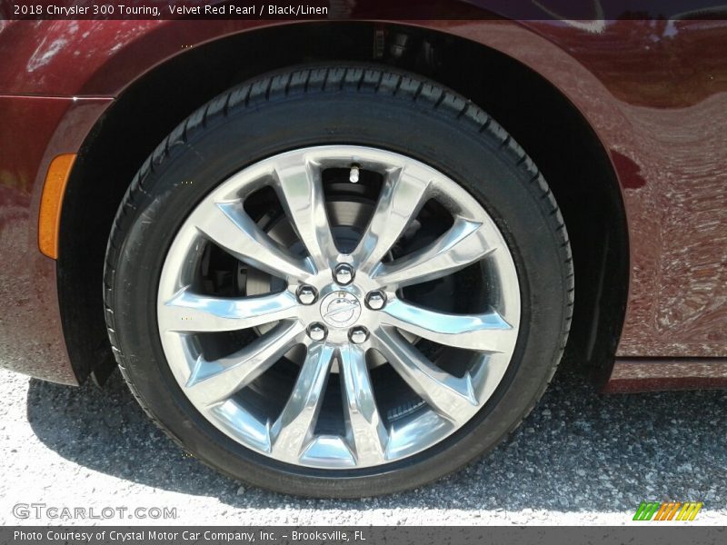 Velvet Red Pearl / Black/Linen 2018 Chrysler 300 Touring