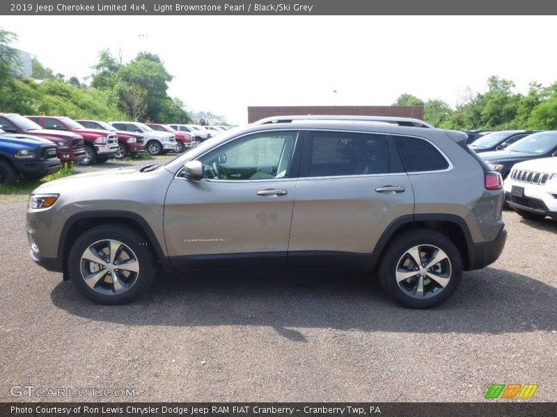 Light Brownstone Pearl / Black/Ski Grey 2019 Jeep Cherokee Limited 4x4