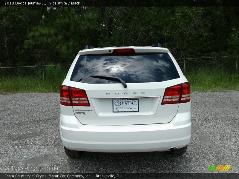 Vice White / Black 2018 Dodge Journey SE