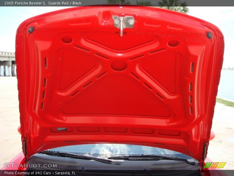 Guards Red / Black 2005 Porsche Boxster S