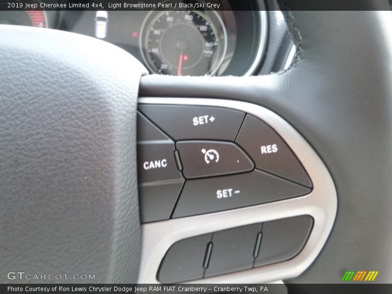 Light Brownstone Pearl / Black/Ski Grey 2019 Jeep Cherokee Limited 4x4