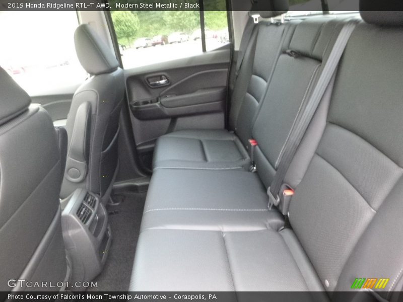 Rear Seat of 2019 Ridgeline RTL-T AWD