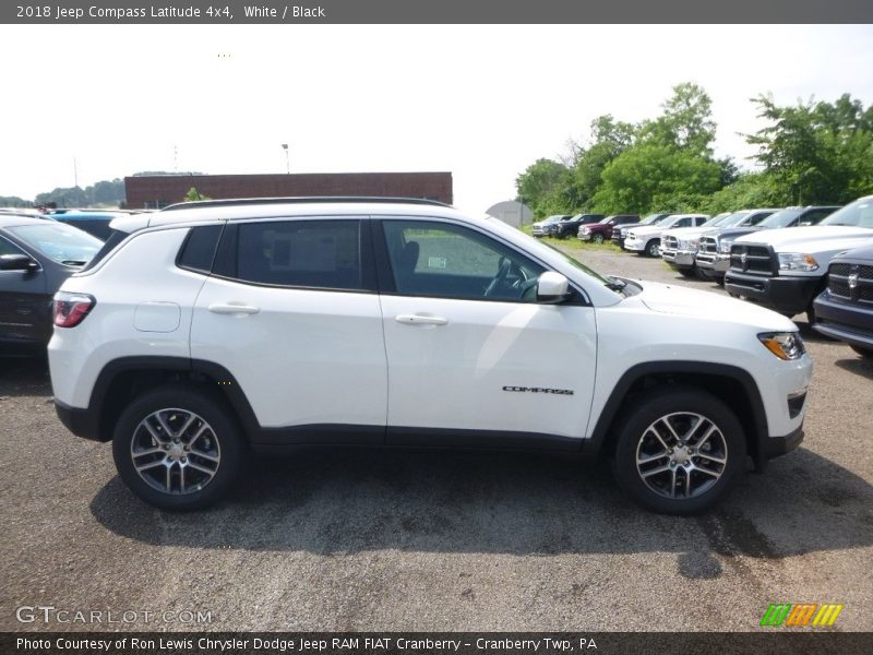 White / Black 2018 Jeep Compass Latitude 4x4
