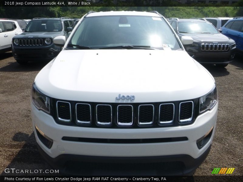 White / Black 2018 Jeep Compass Latitude 4x4