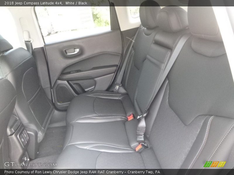 White / Black 2018 Jeep Compass Latitude 4x4