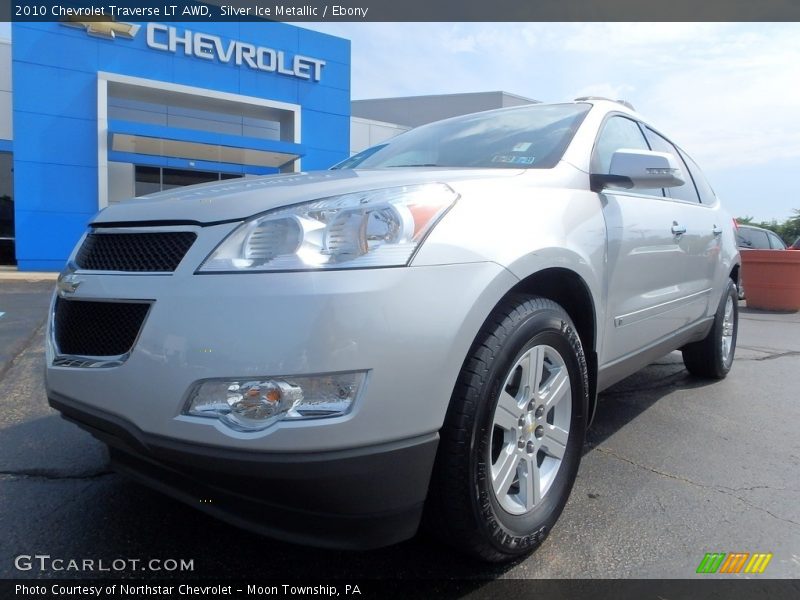 Silver Ice Metallic / Ebony 2010 Chevrolet Traverse LT AWD