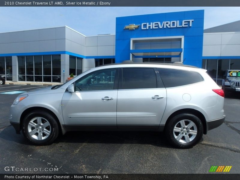 Silver Ice Metallic / Ebony 2010 Chevrolet Traverse LT AWD