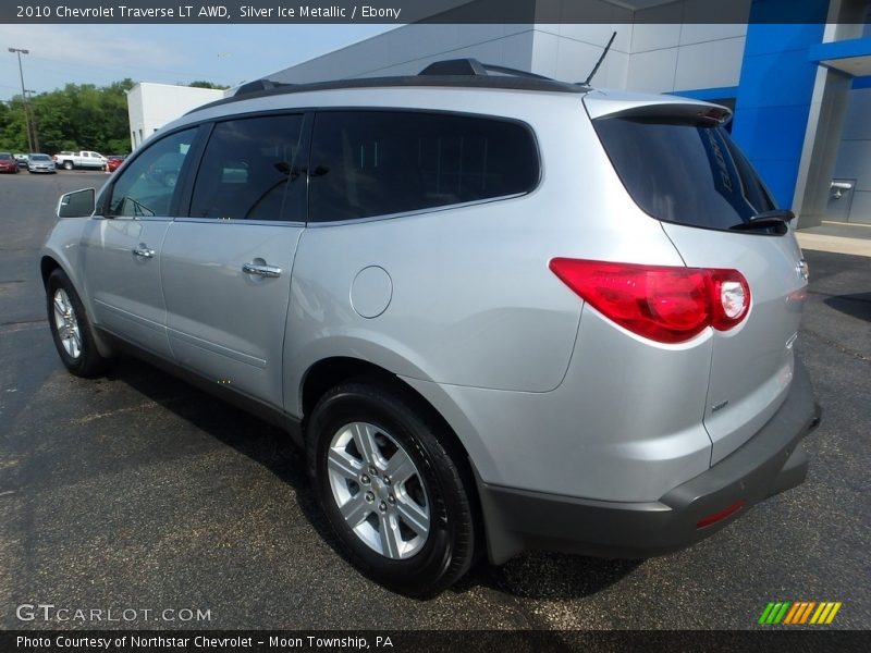 Silver Ice Metallic / Ebony 2010 Chevrolet Traverse LT AWD