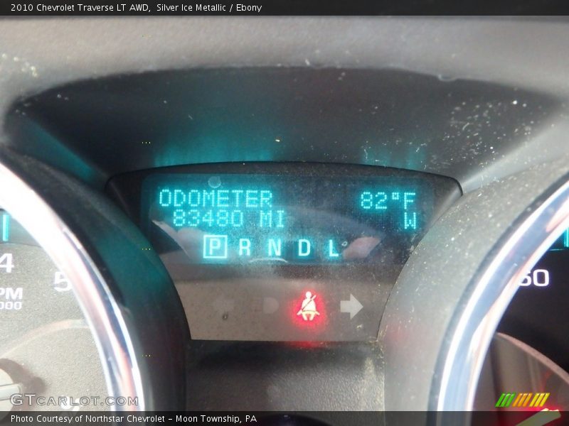 Silver Ice Metallic / Ebony 2010 Chevrolet Traverse LT AWD