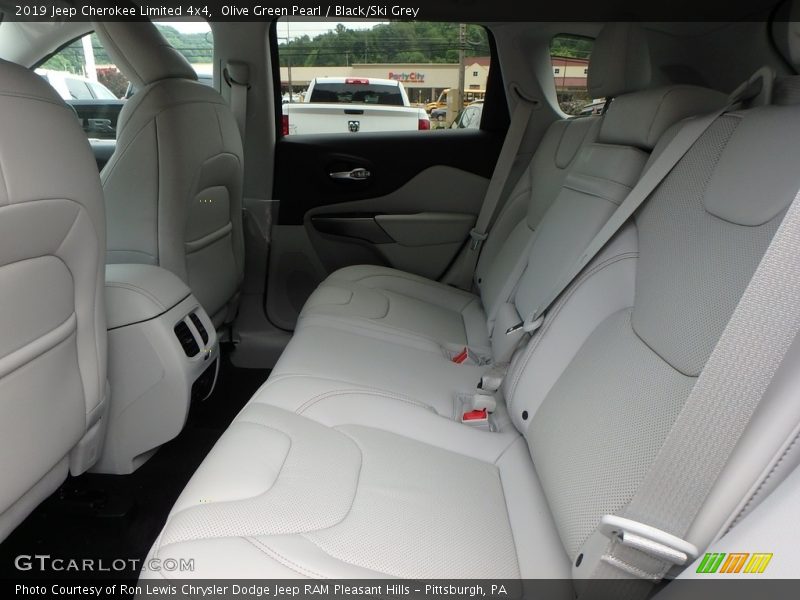 Olive Green Pearl / Black/Ski Grey 2019 Jeep Cherokee Limited 4x4